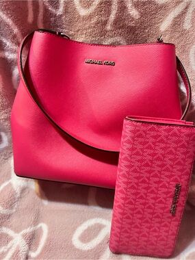 Michael Kors Pink Saffiano Leather Shoulder Bag with Matching Wallet